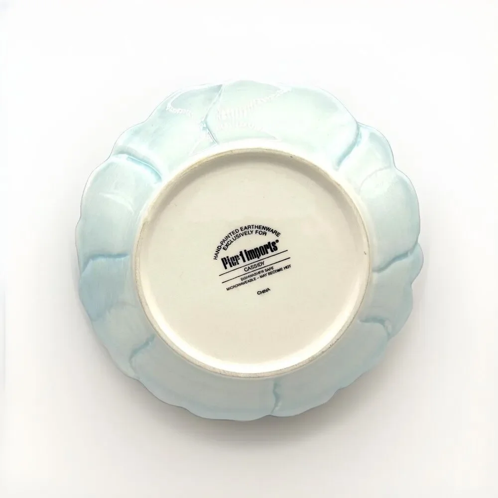 Set of 4 Pier 1 Cassidy Salad Dessert Plates Blue With Crème (Cream) Flower 7.5